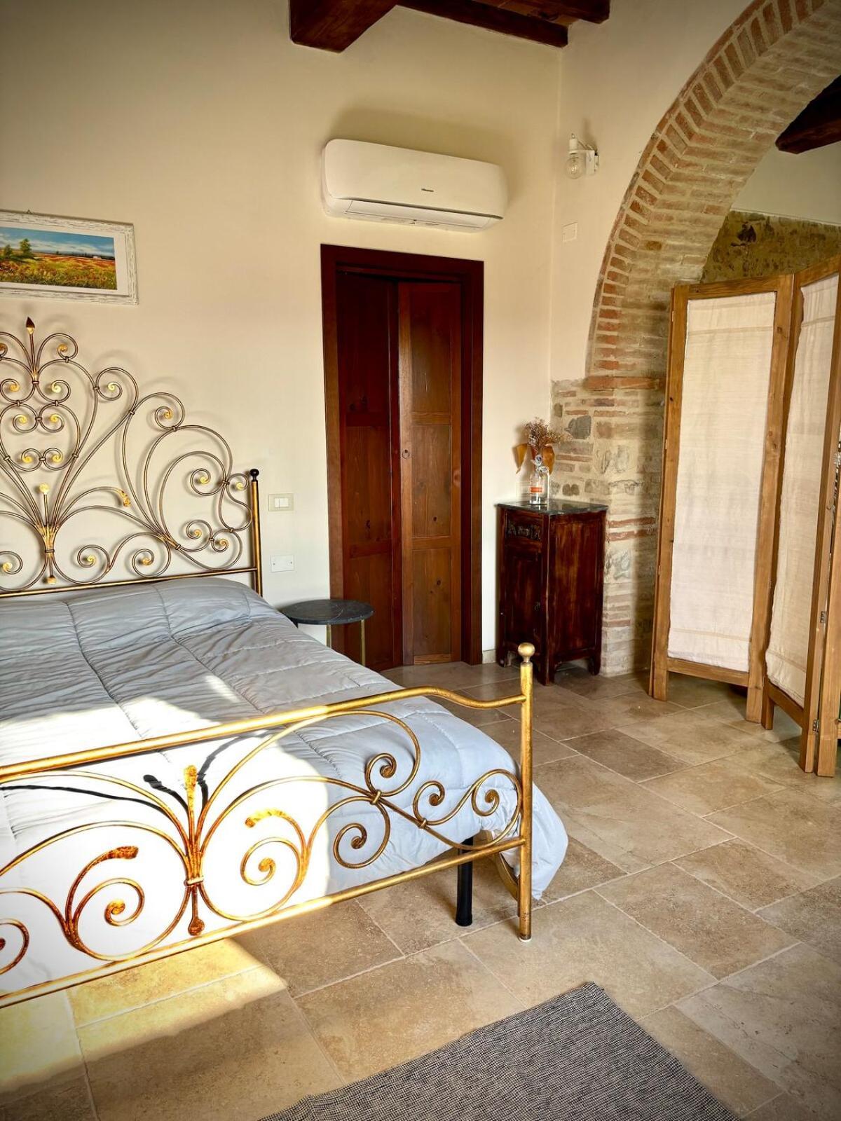 Birillo 1824 Hotel Poggibonsi Ngoại thất bức ảnh